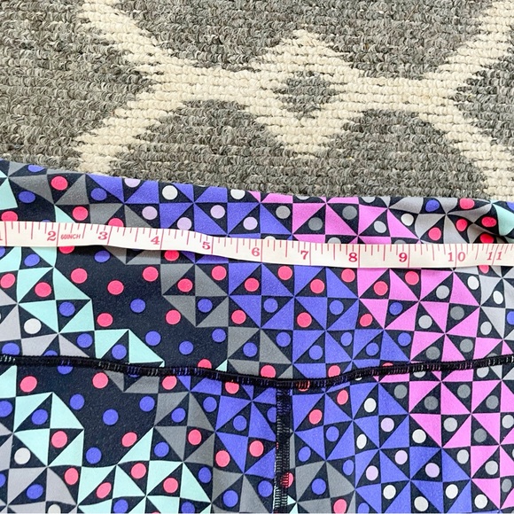 Victoria’s Secret Knoockout Leggings Size Extra Small - Picture 2 of 8